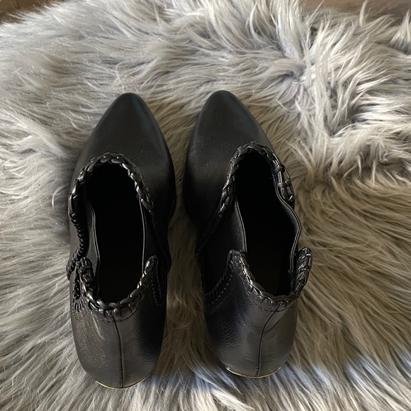 Michael Kors Elegant Black Ankle Boots - Picture 5 of 6